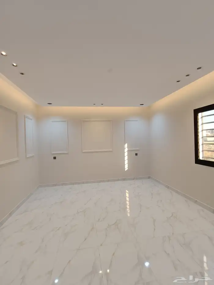 للبيع روف علويه 5 غرف نوم  ومدخل سياره بحوش وشقق أرضيه ومدخ 36