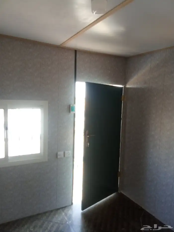 غرف بركسات مستخدم جديد مع دوره مياه 7