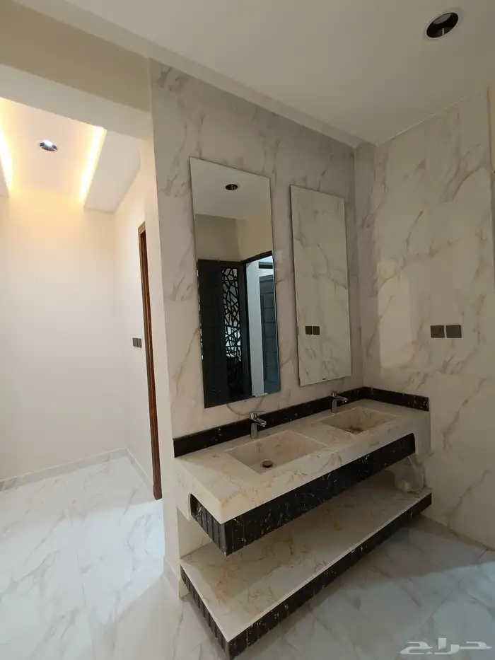 للبيع روف علويه 5 غرف نوم  ومدخل سياره بحوش وشقق أرضيه ومدخ 29