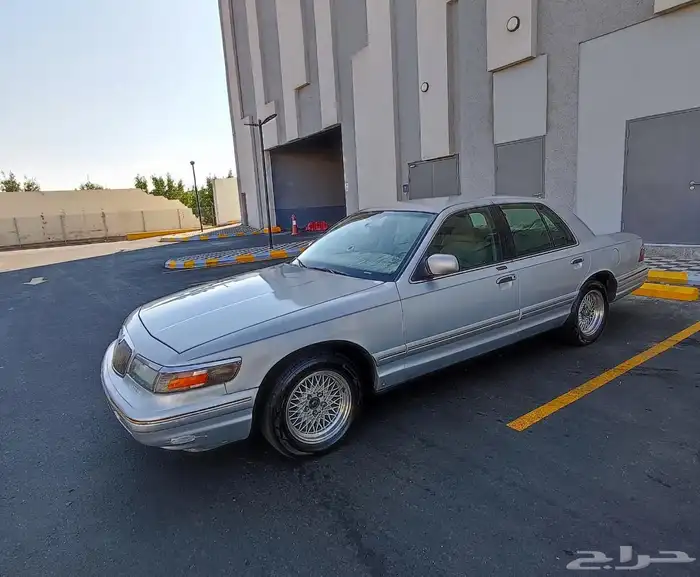 فورد جراند ماركيز Ford Marquis 1997 5