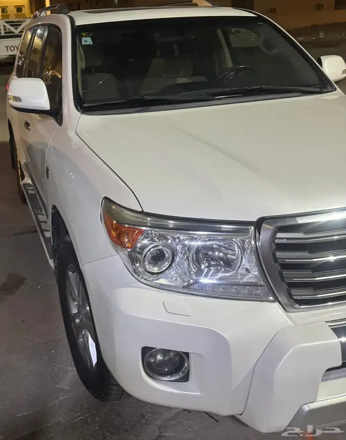 لاند كروزر جي اكس ار 2015 للبيع 1