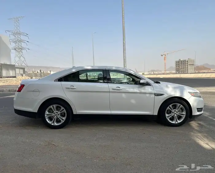فورد تورس فئة sel للبيع أو البدل 12