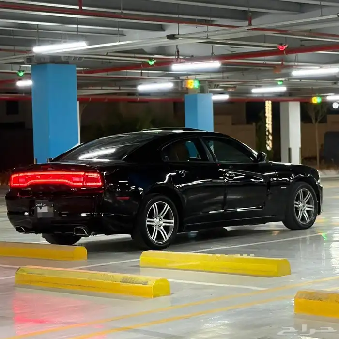 للبيع دوج تشارجر 2012 RT 11