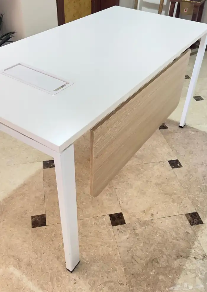 طاوله مكتبيه 0