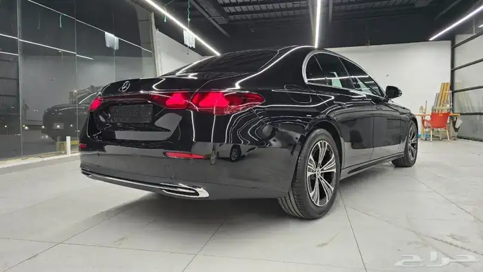 مرسيدس E200 موديل 2024 4