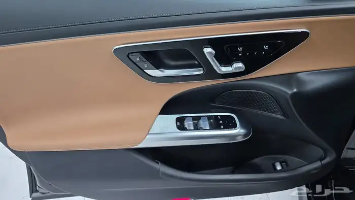 مرسيدس E200 موديل 2024 39