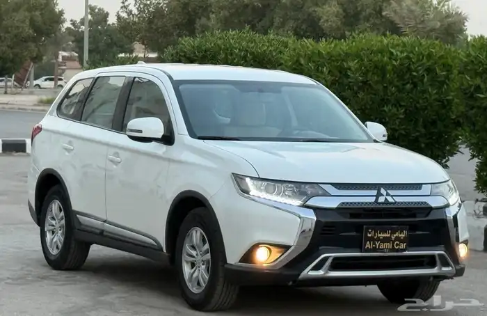 ميتسوبيشي اوتلاندر 2020 -7 مقاعد 2