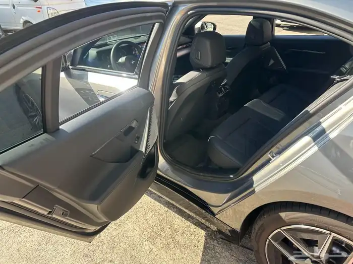 للاستيرادمن كوريا  BMW 520i m kit 2025 4