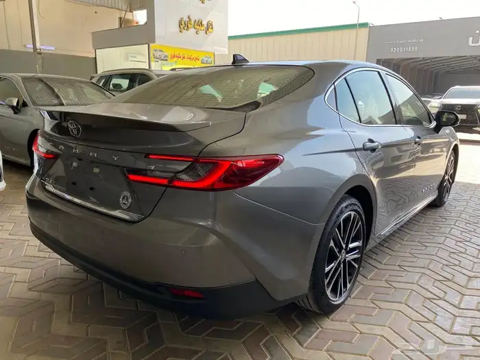 تويوتا كامري جراندي فل كامل الساير 2025 4