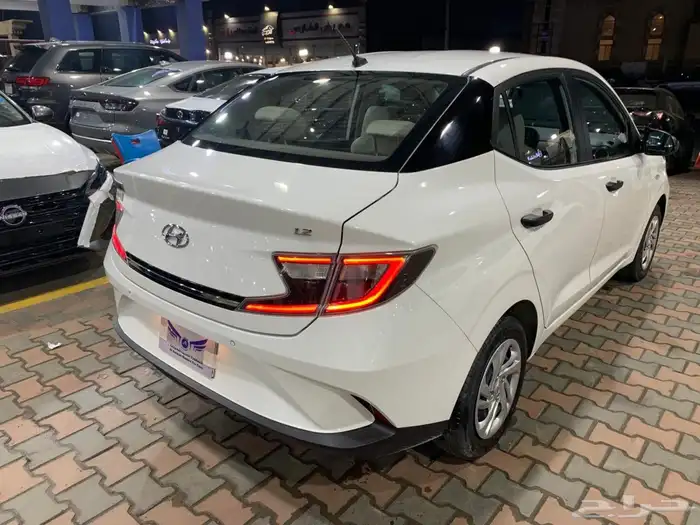 هونداي اي تن 2023 متاح تقسيط 7