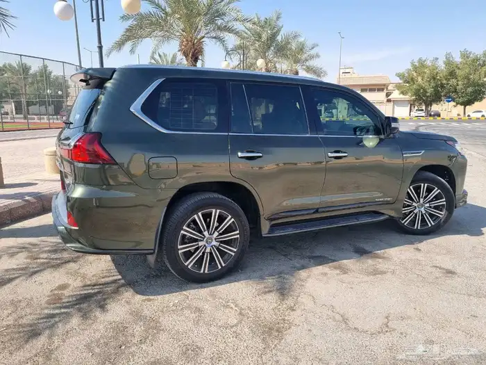 لكزس جيب 2021 2