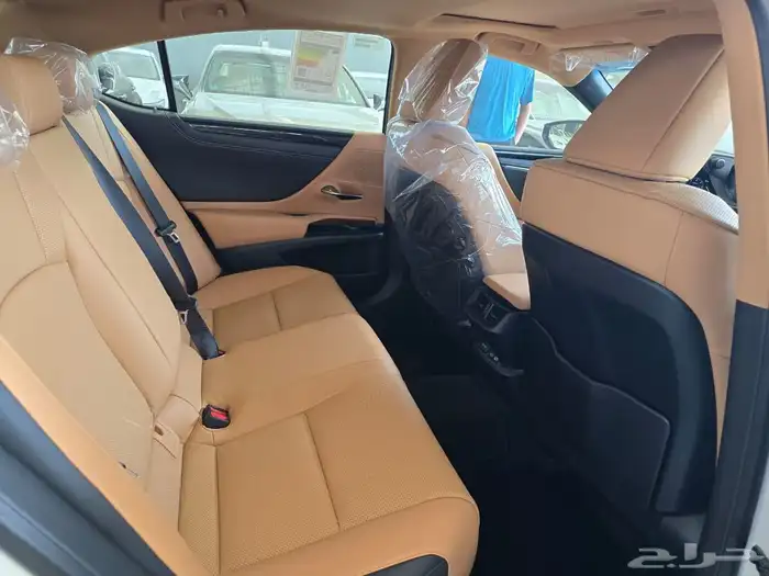 لكزس ES250 AA استاندر الساير موديل 2025 28