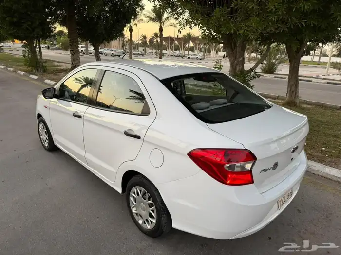 فورد فيجو 2017 نظيف جدا للمستخدم 3