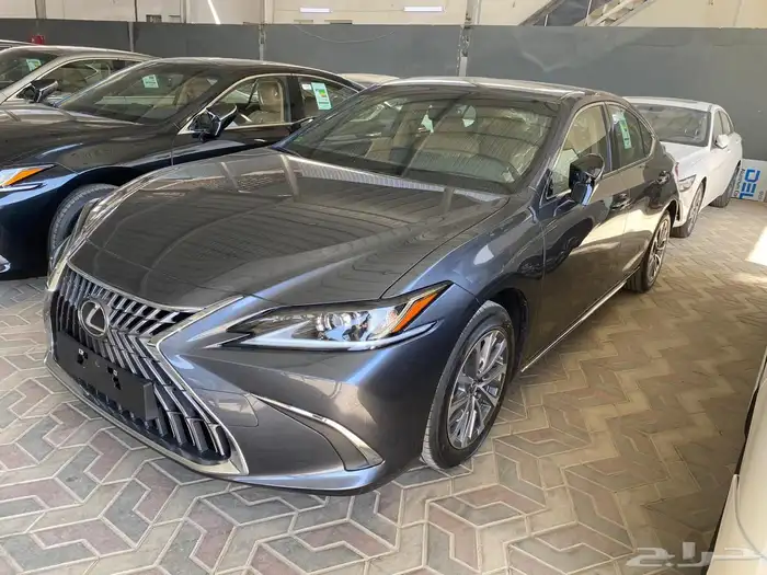 لكزس ES250 AA استاندر الساير موديل 2025 19