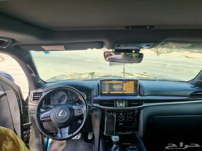 لكزس جيب 2021 16