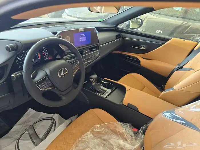 لكزس ES250 AA استاندر الساير موديل 2025 26