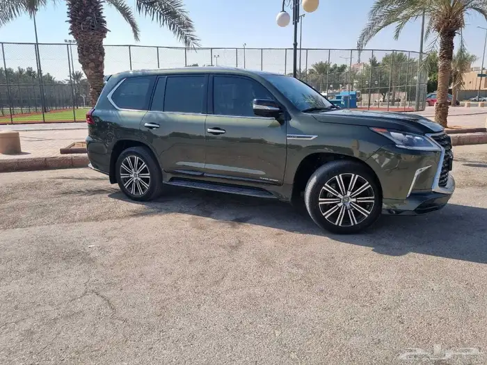 لكزس جيب 2021 9