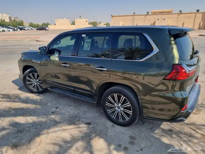 لكزس جيب 2021 6