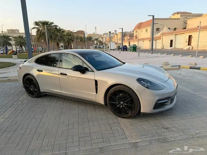 بورش بانميرا 4 5