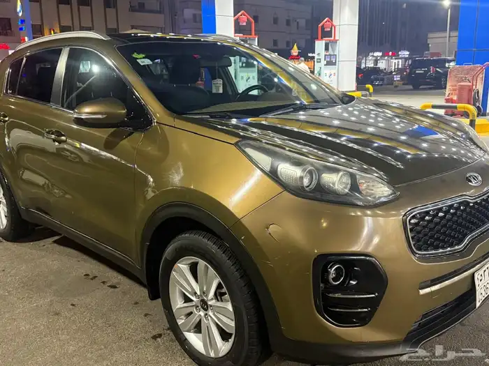 سبورتاج 2017 ممشي 151000 كيلو نص فل 1600 سي سي 5