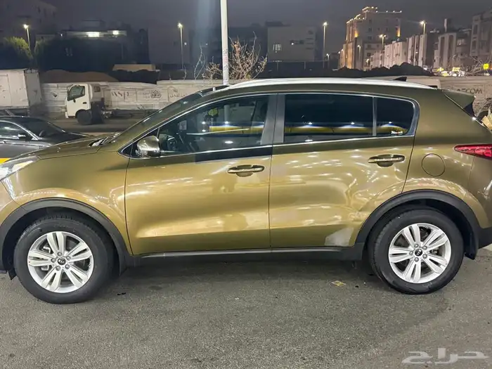 سبورتاج 2017 ممشي 151000 كيلو نص فل 1600 سي سي 2