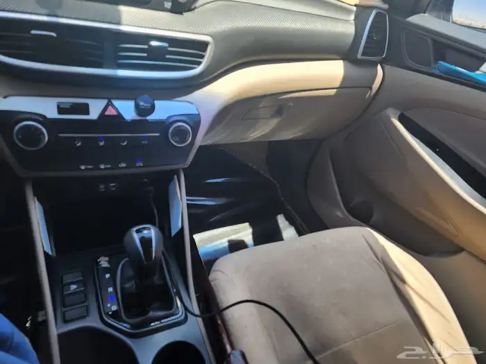 للبيع توسان مديل 2020 8