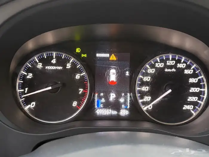 ميتسوبيشي اوتلاندر 2020 -7 مقاعد 13