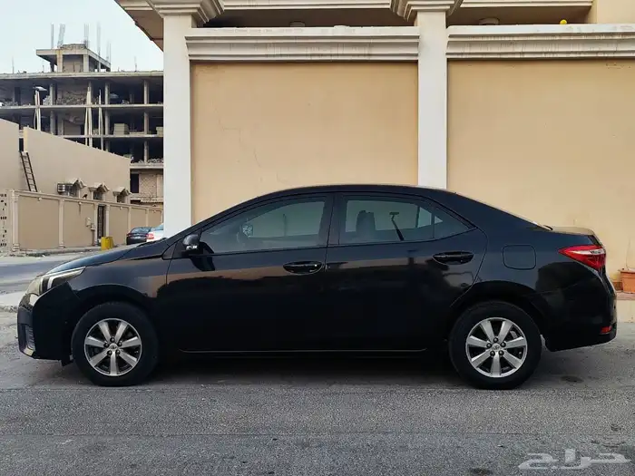 كورولا 2015 للبيع 11