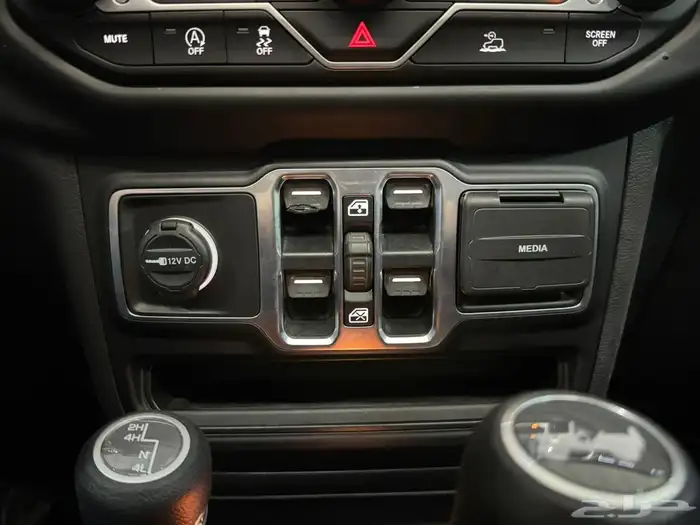 جيب رانجلر صحارى موديل 2023 ( بحالة الوكالة ) 33