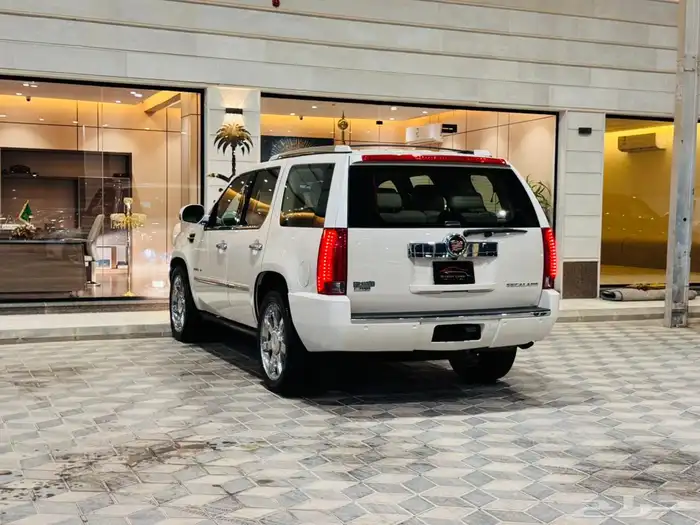 اسكاليد فل كامل نظيف جدا سعودي 4