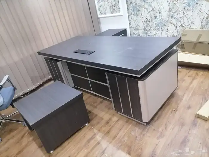 اثاث مكتبي جديد و فاخر 5