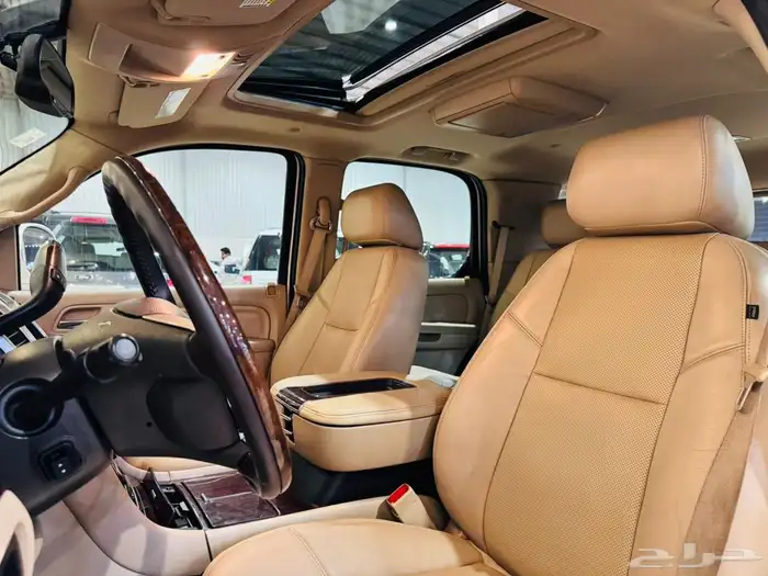 اسكاليد فل كامل نظيف جدا سعودي 8