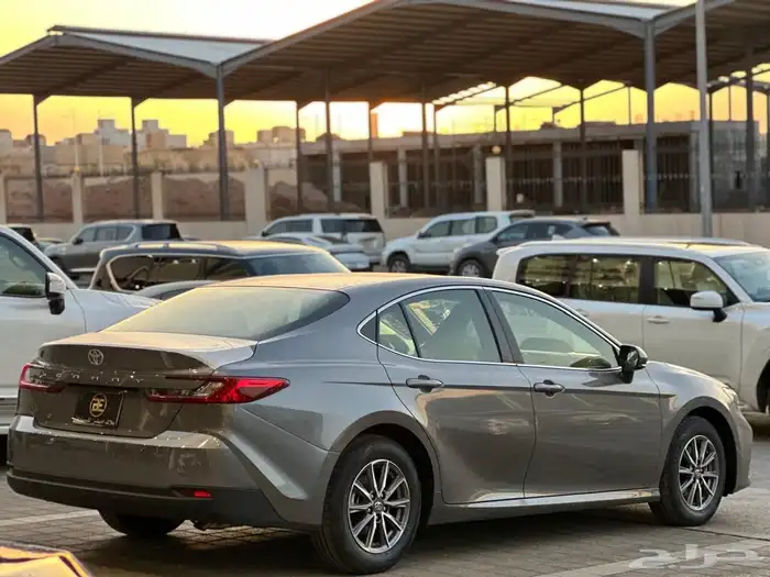 تويوتا كامري 2025 4