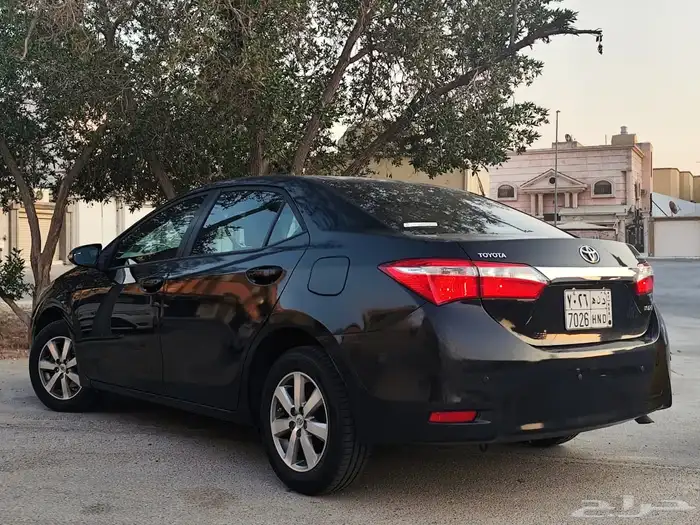 كورولا 2015 للبيع 2