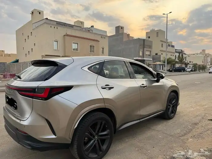 لكزس Nx 2023 2