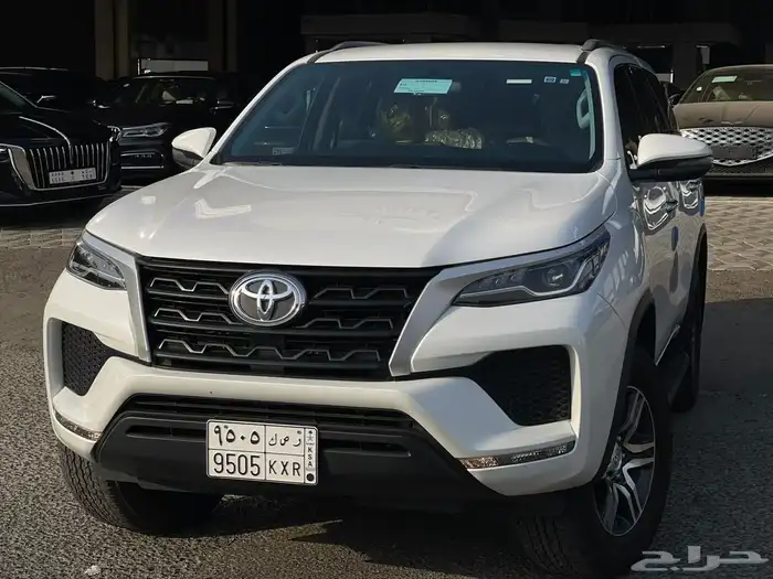 تويوتا فورتشنر 2023 دبل مخزن 8