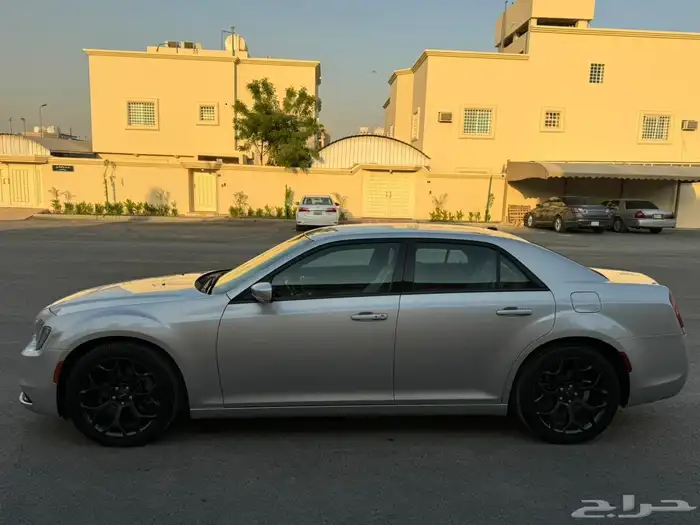 كرايزلر موديل2021 C300 7