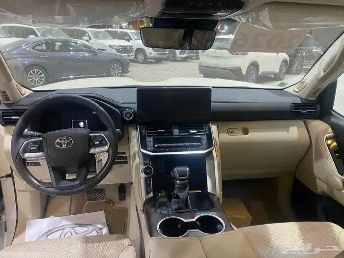 تويوتا لاندكروزر GXR-S فل كامل L5 مديل2026(345900) 3