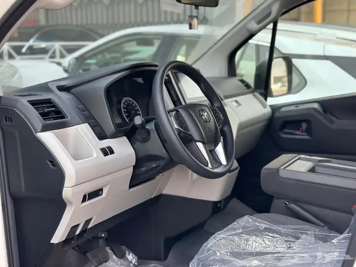 تويوتا باص هايس بضاعه 2026 جديد بنزين   قير اوتوماتيك 7