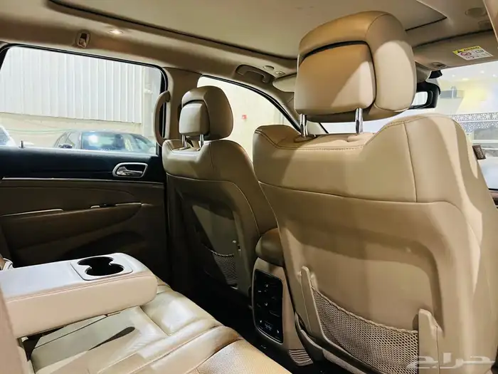 جيب شروكي 2019 ليمتد V6 (عرض خاص) 8