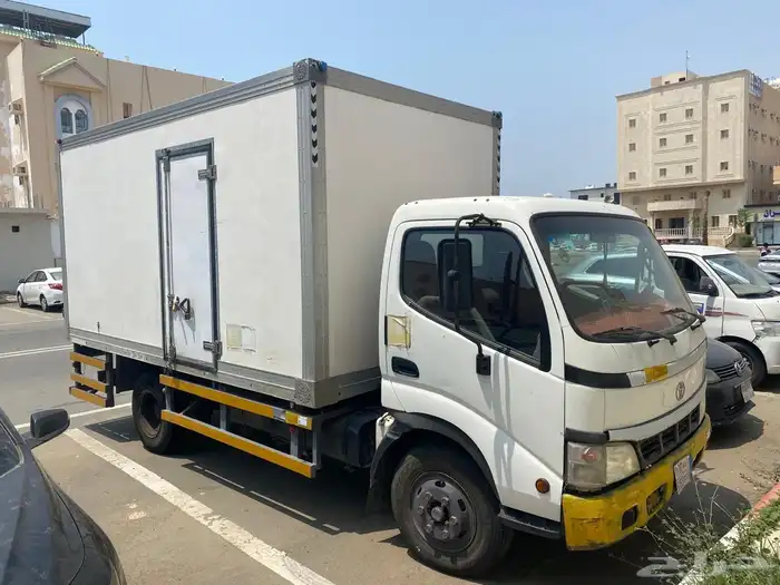 Toyota DYNA 2006 model truck 1