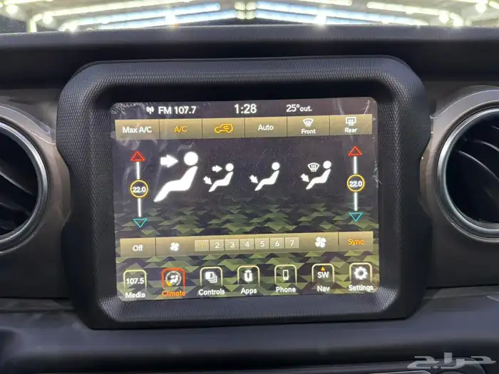 جيب رانجلر صحارى موديل 2023 ( بحالة الوكالة ) 31