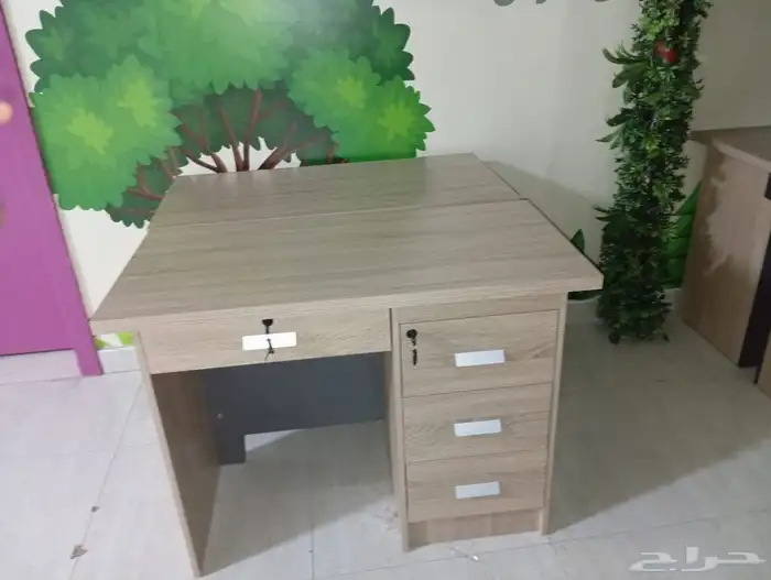 سبورات وطاولات وكراسي 21