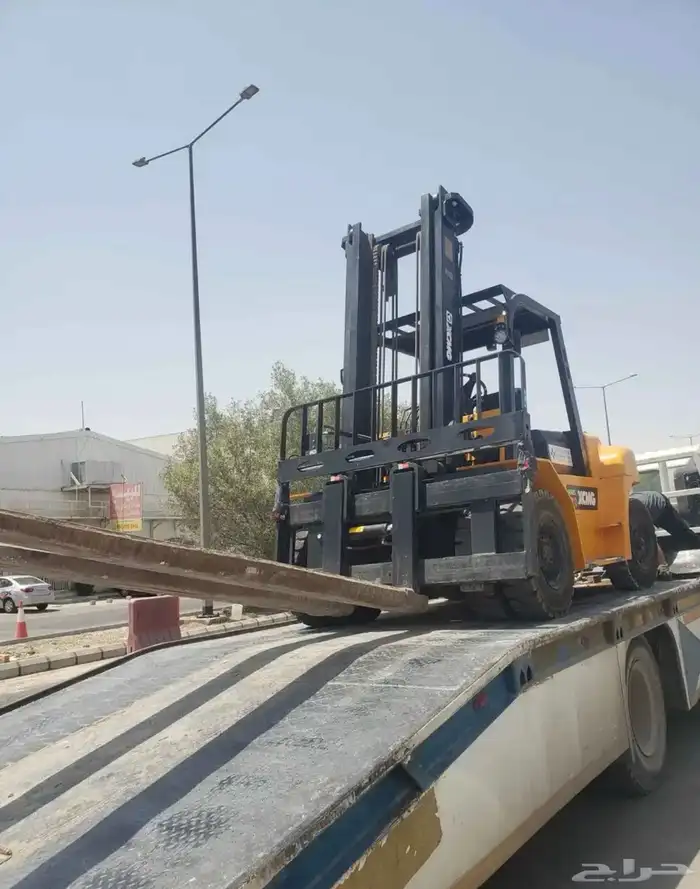 رافعه شوكيه فوركلفت سيزرلفت للايجار Forklift 2
