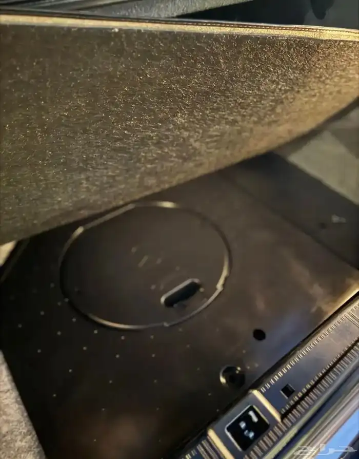 مرسيدس شبح SEL500 مخزن بحالة المصنع 15