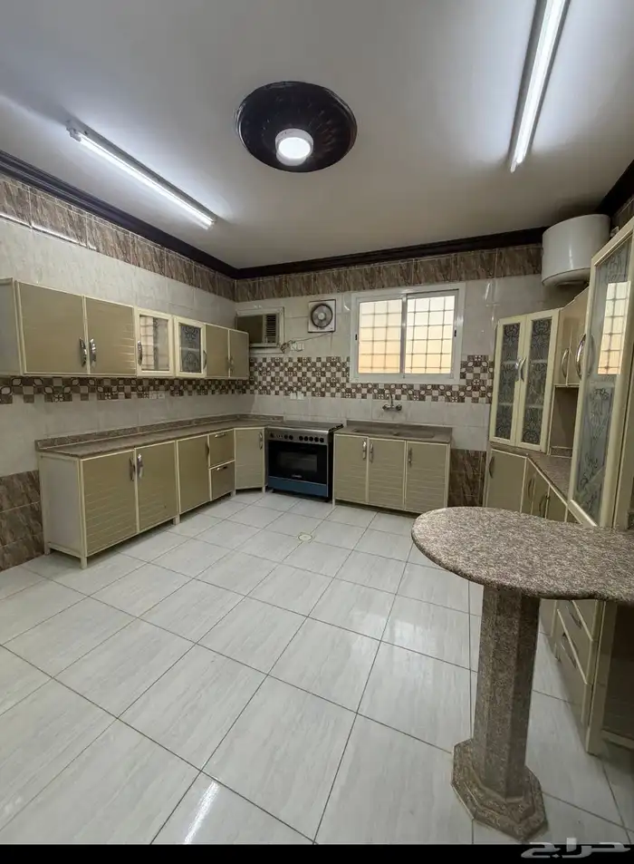 للاجار شقة البكيرية حي بدر راكب تكييف ومطبخ 3