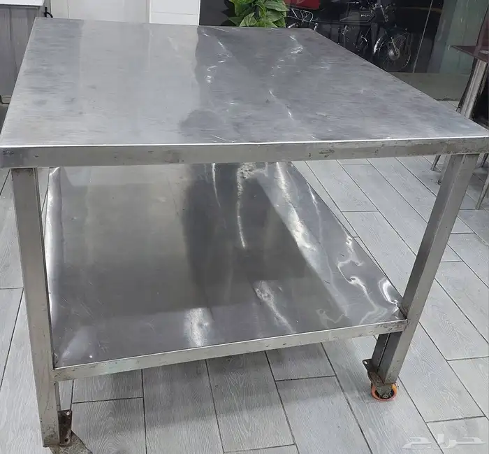 طاوله للبيع 0