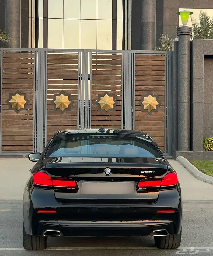 بي ام دبليو 520i 2022 للبيع 4