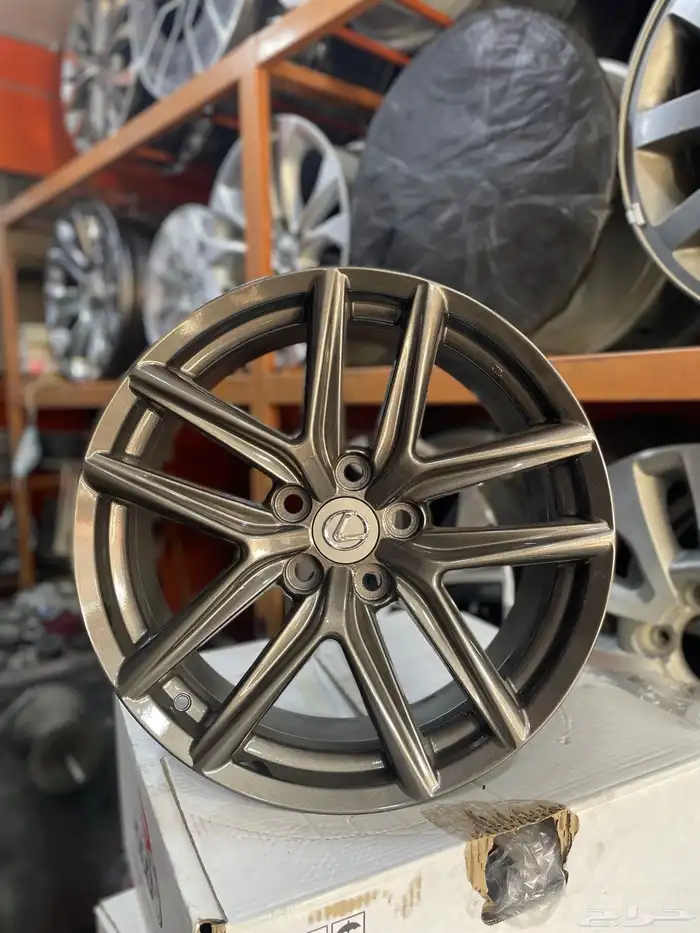 جنوط لكزس is f ارنوب موديل 2015 مقاس 18 درجه اولى 0