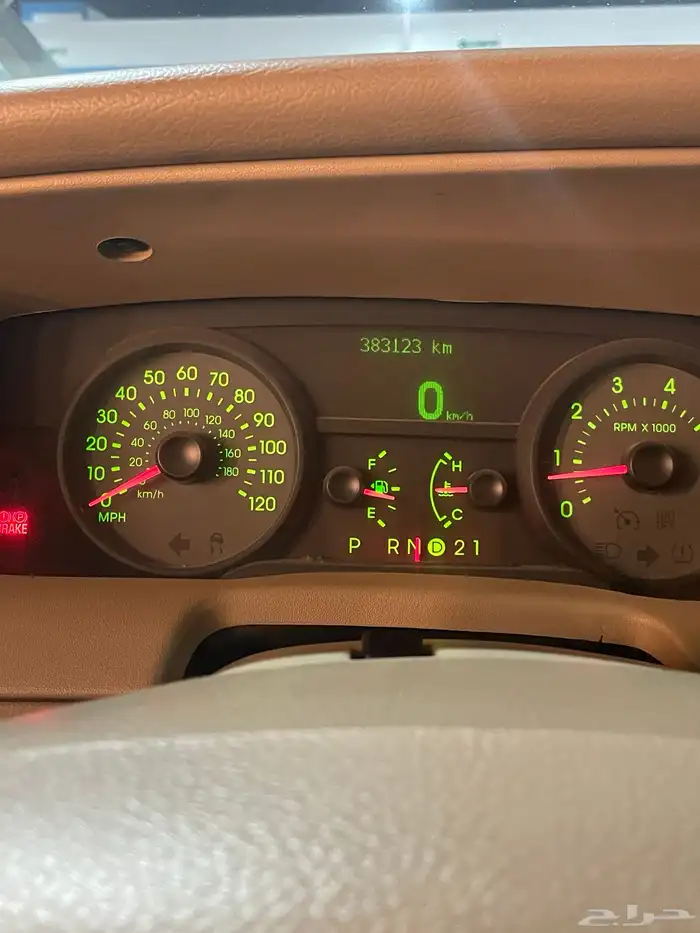 جراند ماركيز LS 2011 17